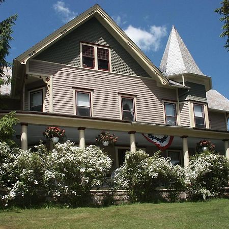 Margaretville Mountain Inn B&B Екстериор снимка